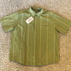 Men’s Royal Robbins green striped collared shirt